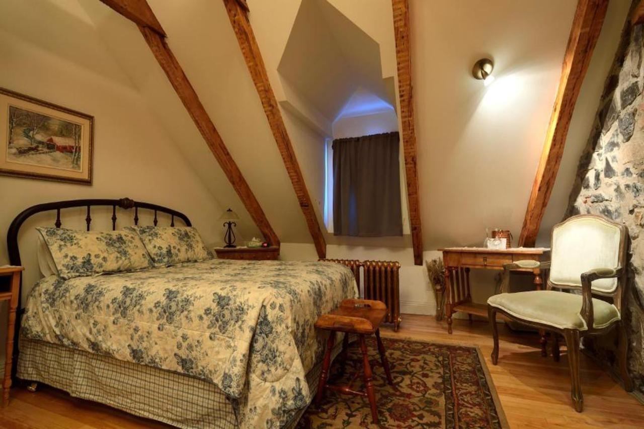 Manoir Sur Le Cap Hotel Quebec City Exterior photo