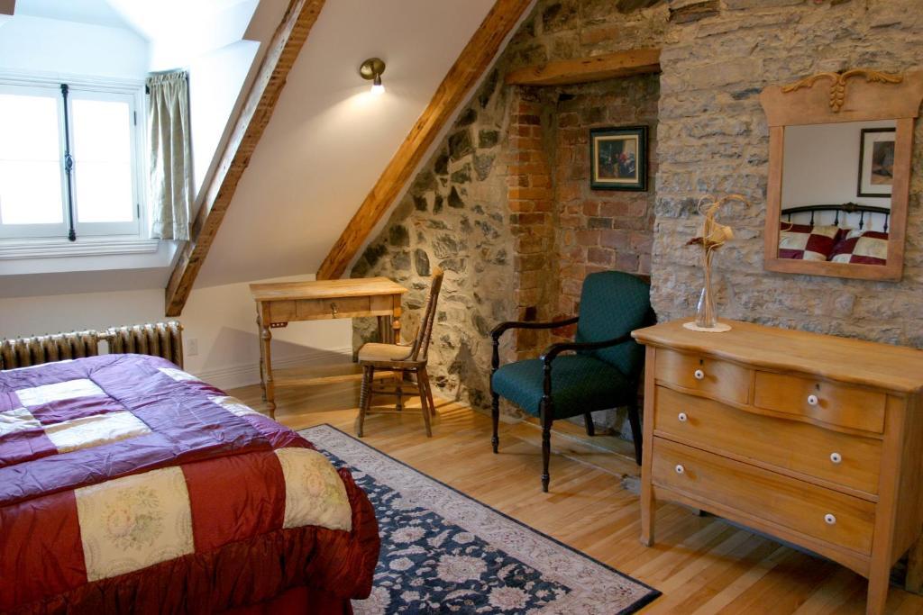 Manoir Sur Le Cap Hotel Quebec City Room photo