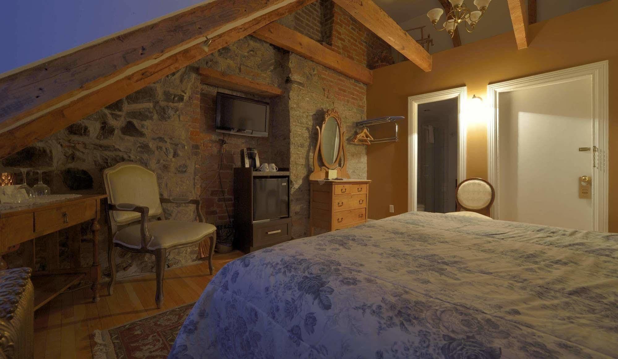 Manoir Sur Le Cap Hotel Quebec City Exterior photo