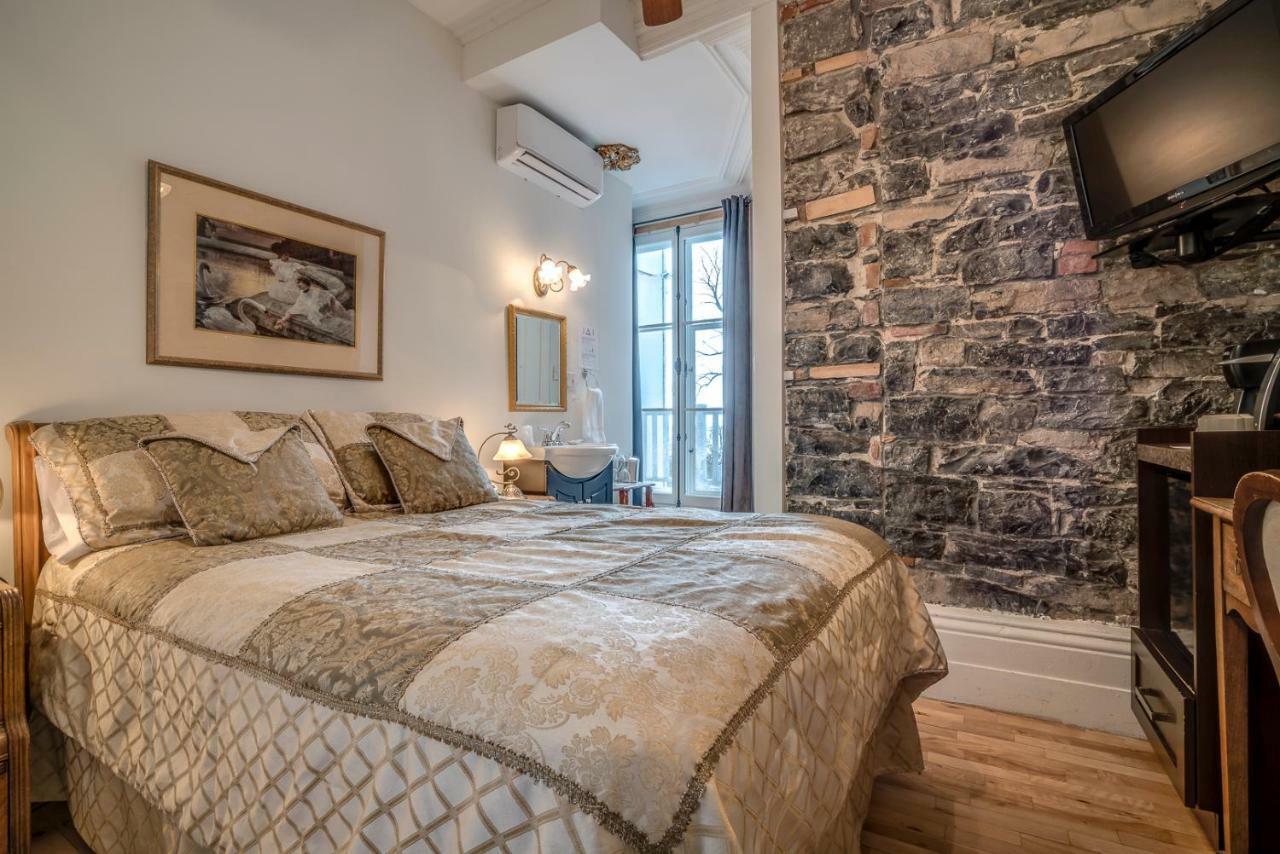 Manoir Sur Le Cap Hotel Quebec City Exterior photo